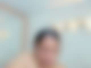 Live cam show with Penelope-Russo - Public on TottyGirls