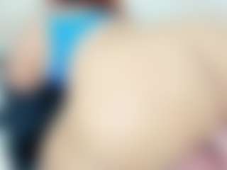 Live cam show with Penelope-Russo - Public on studioflirtlive.com