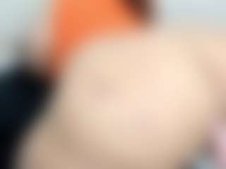 Live cam show with Penelope-Russo - Big Ass on xblisslive.com