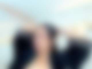 Live cam show with Penelope-Russo - Fingering on Milfs Live
