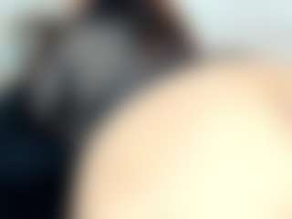 Live cam show with Penelope-Russo - Cum on Milfs Live