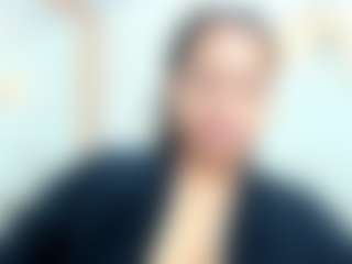 Live cam show with Penelope-Russo - Anal MILF on Hubzter Live