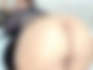 Live cam show with Penelope-Russo - Interactivetoy Mature on CamwithHer