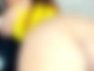 Live cam show with Penelope-Russo - Fingering on Sweet Sext