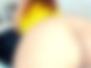 Live cam show with Penelope-Russo - Public Mature on MyBangCams