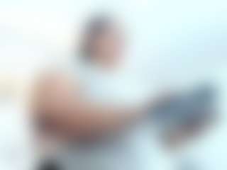 Live cam show with Penelope-Russo - Public MILF on camtv