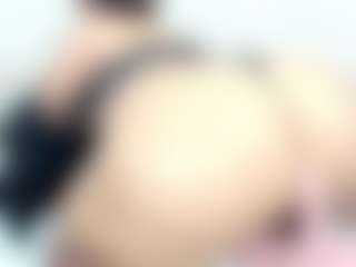 Live cam show with Penelope-Russo - Teen (18+) on dropp.cam