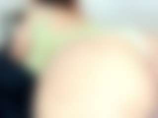 Live cam show with Penelope-Russo - Latina MILF on Dare Cams | colombia