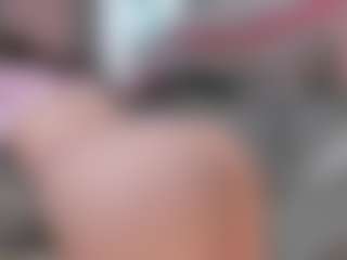 Live cam show with ThanhKlopfenstein - Ice on MyBangCams