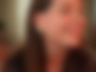 Live cam show with ThanhKlopfenstein - Ice on Camming Site
