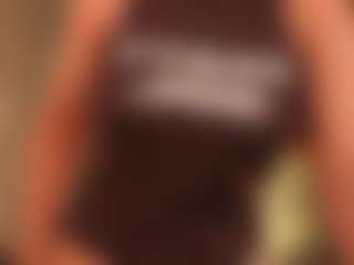 Live cam show with ThanhKlopfenstein - Booty on livesuperchat.net