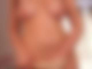 Live-camshow met ThanhKlopfenstein - Mistress op Camsoda