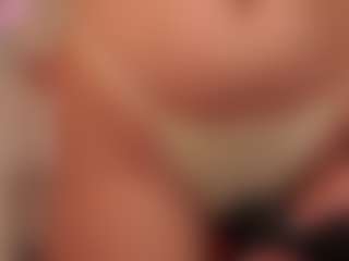 Live cam show with ThanhKlopfenstein - Slap on livesuperchat.net