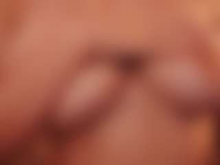 Live cam show with ThanhKlopfenstein - Yoga on xDating