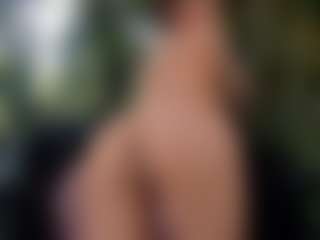 AliceMrtnz's Live Sex Cam Show