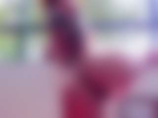 AliceMrtnz's Live Sex Cam Show