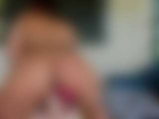 AliceMrtnz's Live Sex Cam Show