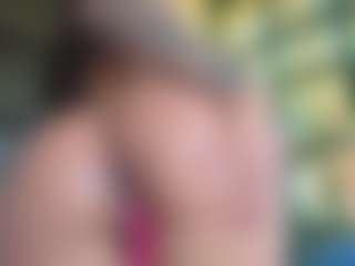 AliceMrtnz's Live Sex Cam Show
