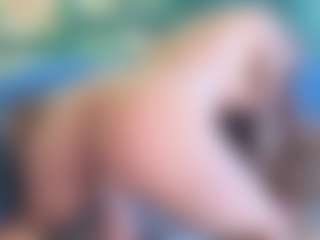 AliceMrtnz's Live Sex Cam Show