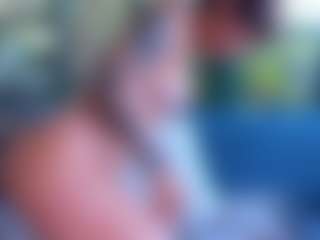 AliceMrtnz's Live Sex Cam Show