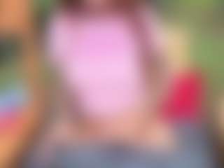 AliceMrtnz's Live Sex Cam Show