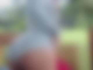 Live cam show with AliceMrtnz - Young Adult on 1on1-livenow