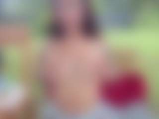 AliceMrtnz's Live Sex Cam Show