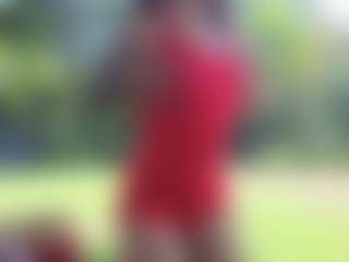 Live cam show with AliceMrtnz - Athletic on AdultVida.com