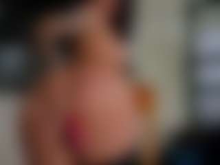 Live cam show with AliceMrtnz - Body Massage on luckytryst.com