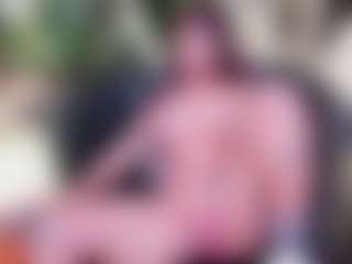 Spettacolo in cam dal vivo con AliceMrtnz - Natural su Camsoda