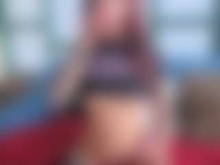 AliceMrtnz's Live Sex Cam Show