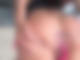 AliceMrtnz's Live Sex Cam Show