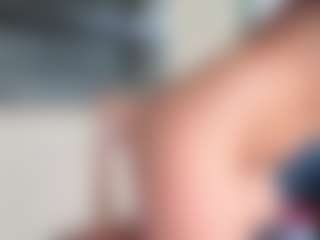 AliceMrtnz's Live Sex Cam Show