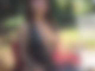 AliceMrtnz's Live Sex Cam Show