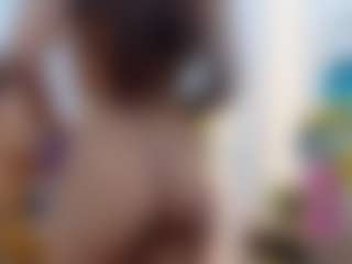 AliceMrtnz's Live Sex Cam Show
