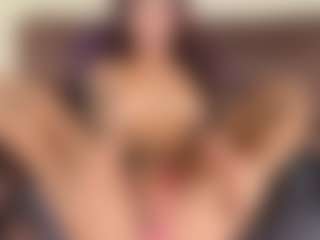 AliceMrtnz's Live Sex Cam Show