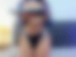 AliceMrtnz's Live Sex Cam Show