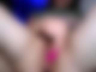 Live cam show with biatriss - Hairy Pussy on TastyBlacksLive