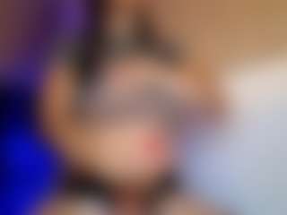 biatriss's Live Sex Cam Show