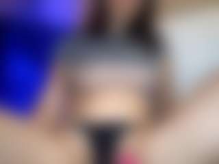 biatriss's Live Sex Cam Show