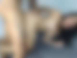Live cam show with CerenYavuz - Flashing on Camsoda