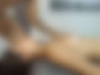 Live cam show with CerenYavuz - Ass Bouncing on TeamSkeetLive