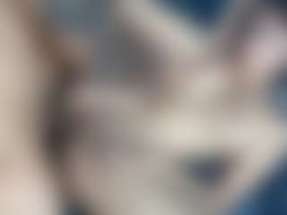 Live cam show with CerenYavuz - Young Adult on livesexfox.com