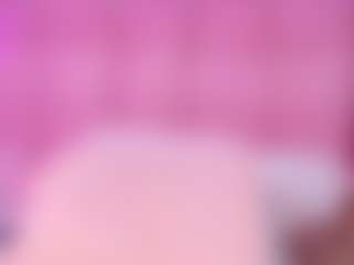 emmacurvy's Live Sex Cam Show