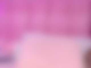 emmacurvy's Live Sex Cam Show