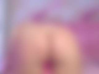 emmacurvy's Live Sex Cam Show