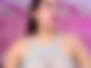 emmacurvy's Live Sex Cam Show