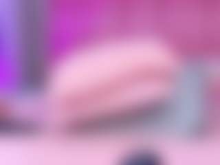 Live cam show with emmacurvy - Facial on Camsoda