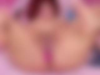emmacurvy's Live Sex Cam Show