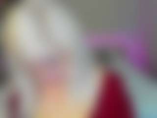 Live cam show with HellaFabel - Granny on chickslive.net